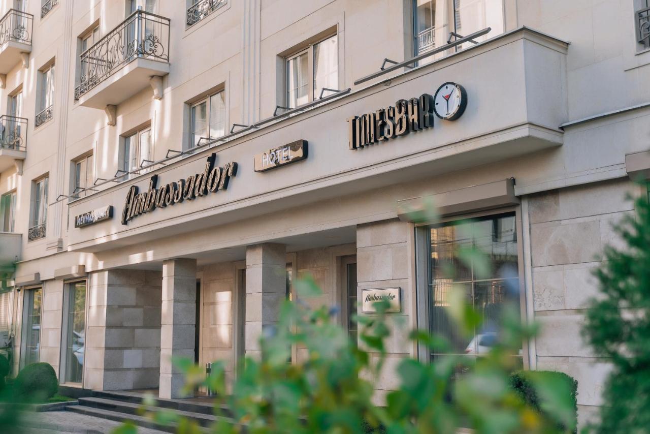 Ambassador Hotel Bisjkek Eksteriør billede